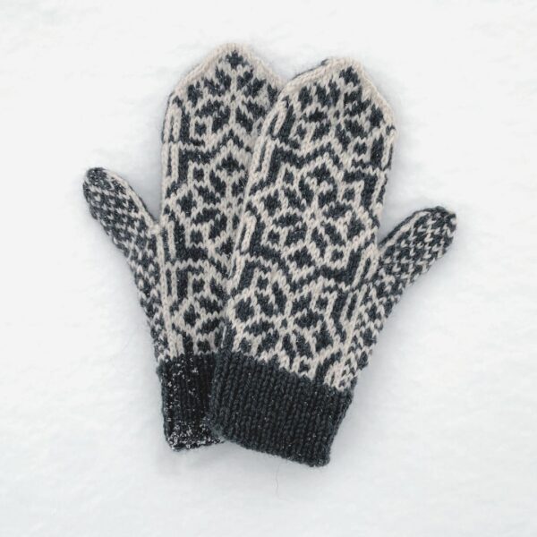 Lumi lapaset Peer Gynt editoitu Lumi lapaset Peer Gynt editoitu