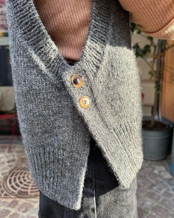 Petite Knit Lulu Slipover D Petite Knit Lulu Slipover D