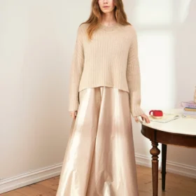hilda_sweater_b