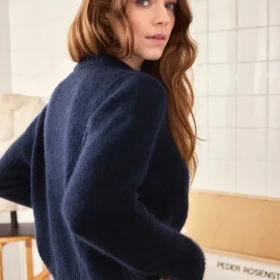 spencer_sweater_b