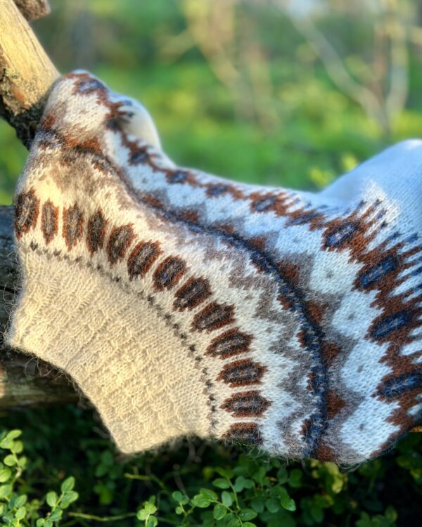 MEIKONEULE MEIKONEULE