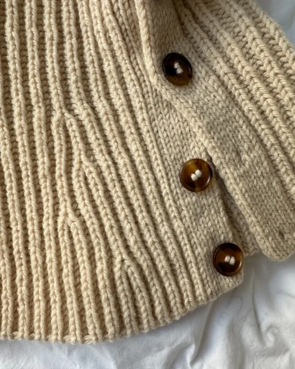 november-neck- november-neck-