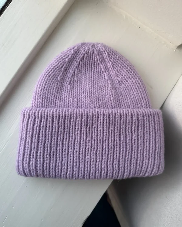 weekend-hat-h weekend-hat-h