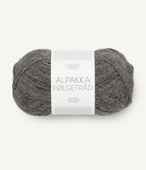 Sandnes Garn Alpakka Følgetråd - 1053 Meleerattu tummanharmaa Sandnes Garn Alpakka Følgetråd - 1053 Meleerattu tummanharmaa