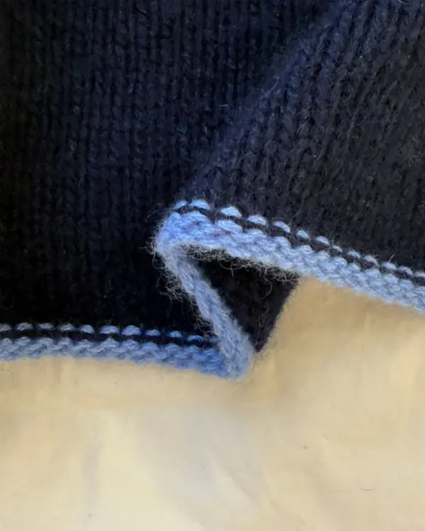 uma_scarf_c uma_scarf_c