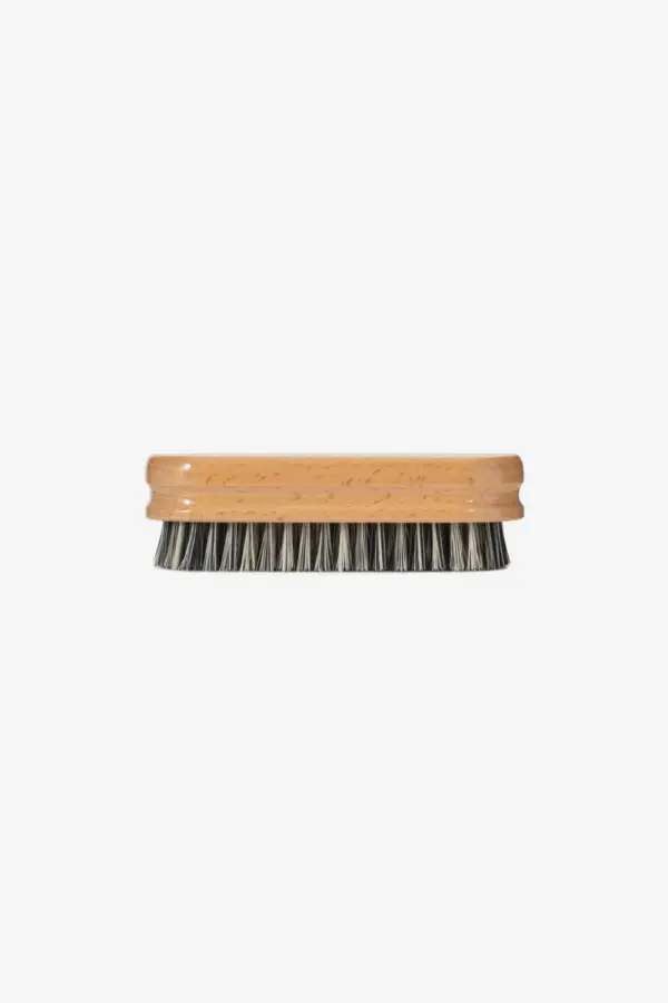 arkive-care-chothes-brush-neutral-arkive-atelier-1_3